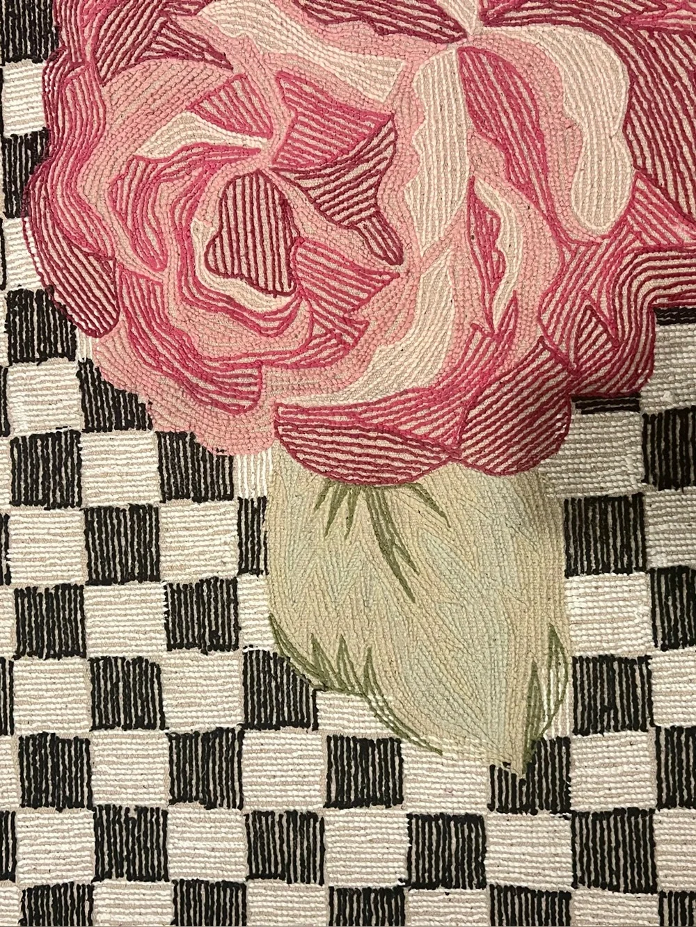 Mackenzie-Childs Rose And Check Bath Rug. Like new Condition!